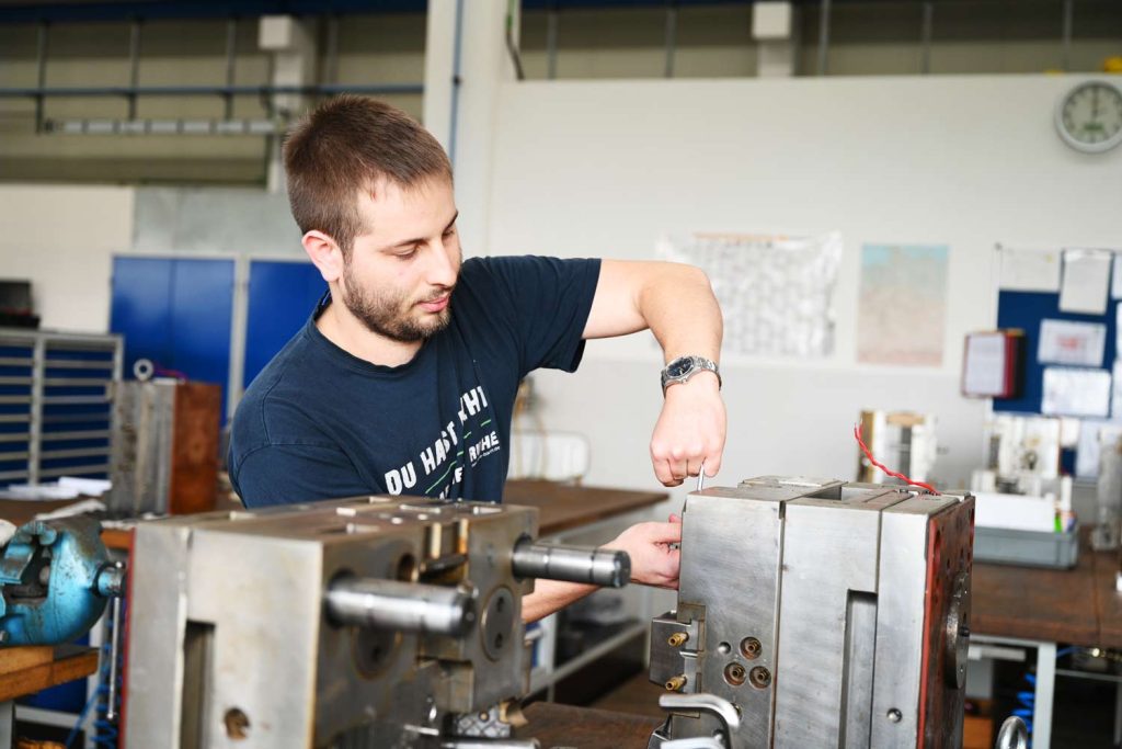 Mitarbeiter Werkzeugbau BUK